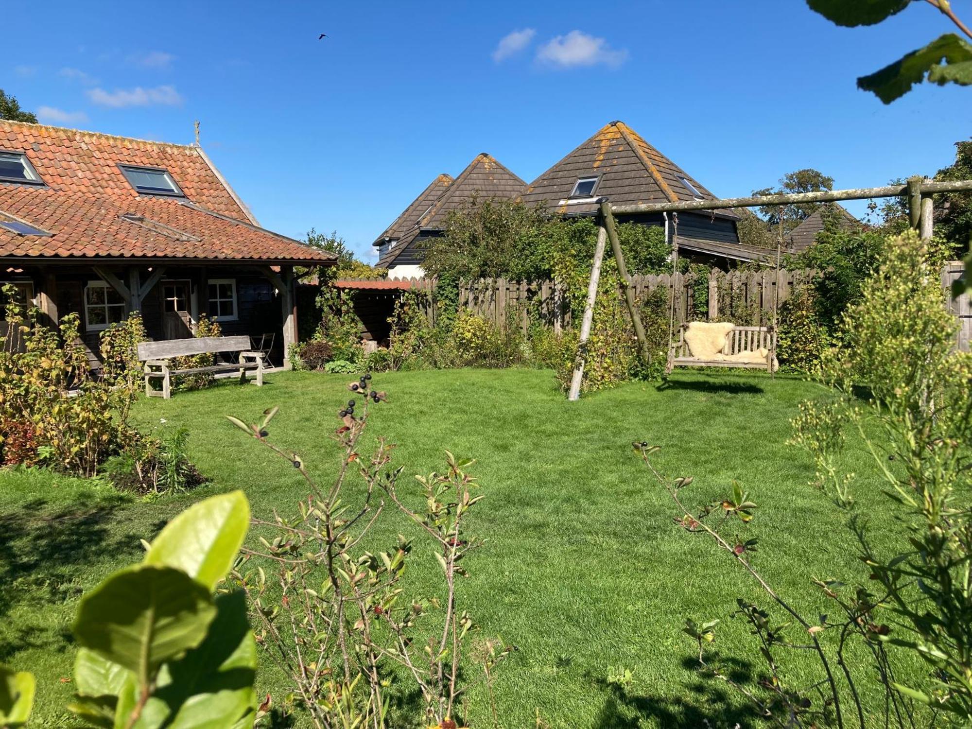 Op Oost Boutique Hotel & Restaurant Het Kook Atelier Oosterend  Eksteriør billede